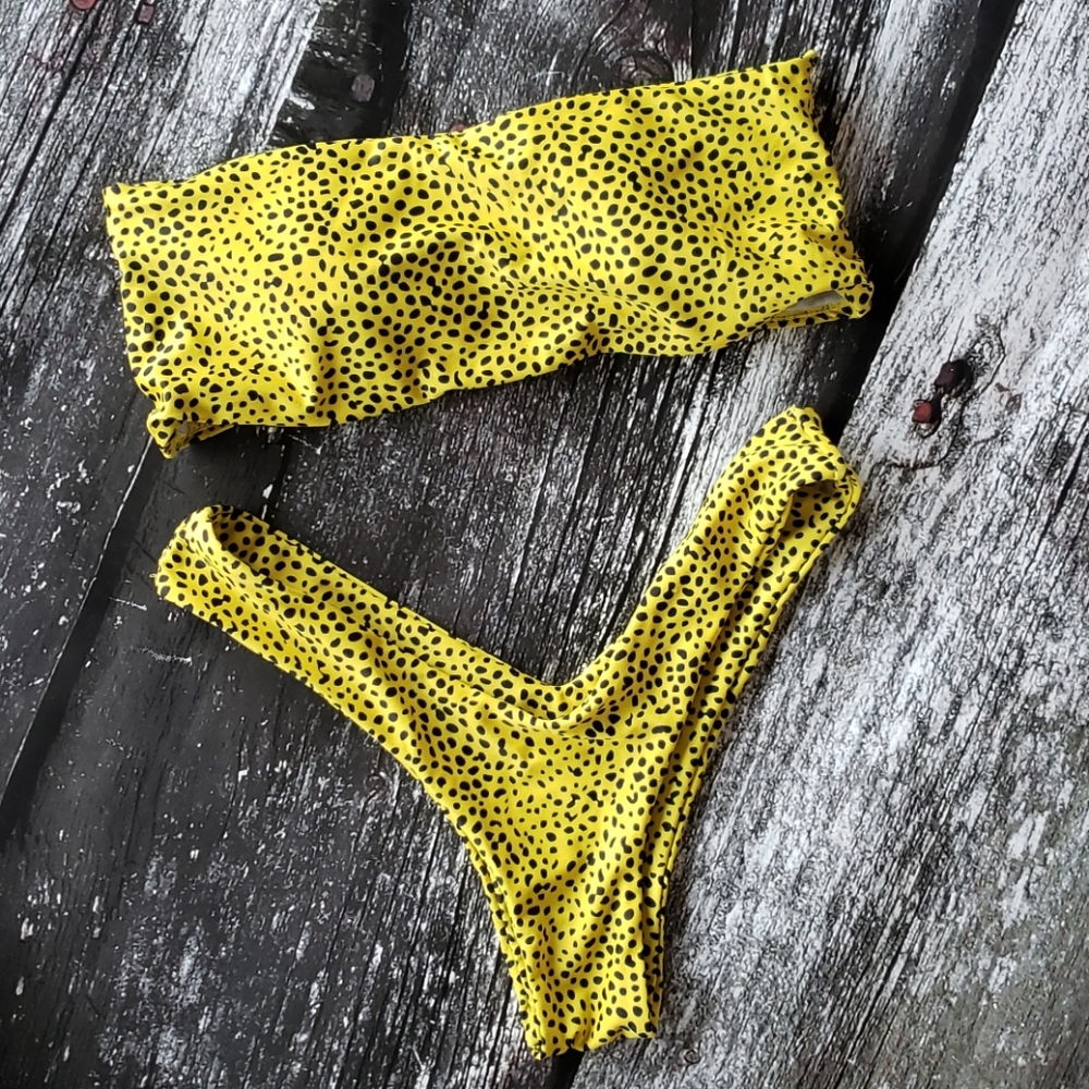 Bikini Bandau Style with gorgeous pattern Size 4 - Picture 1 of 8